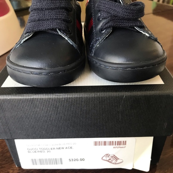 ---SOLD----gucci shoes - Picture 2 of 8